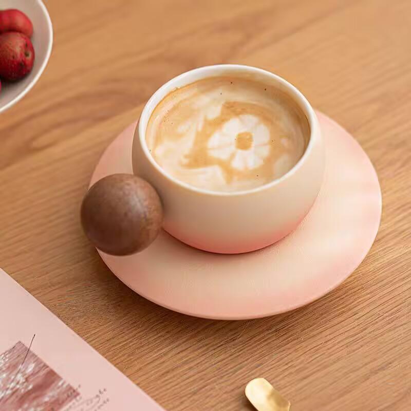 Creative Ceramic Coffee Cup And Saucer Set, High-Value Gift Box Gift, Special Wooden Handle Coffee Cup Gift