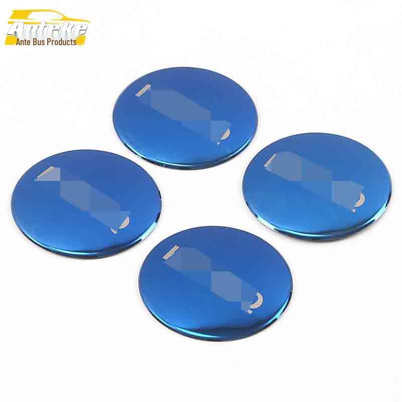 

Наклейка на колпак ступицы колеса Karoq: Защитная накладка с логотипом автомобиля и декоративный аксессуар с пайетками