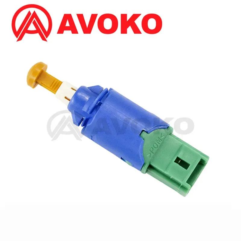 Brake Light Switch For DACIA Lodgy Dokker Sandero Logan 1.3 1.5 1.6 2012-2019 253250007R 8200276360 8200168240