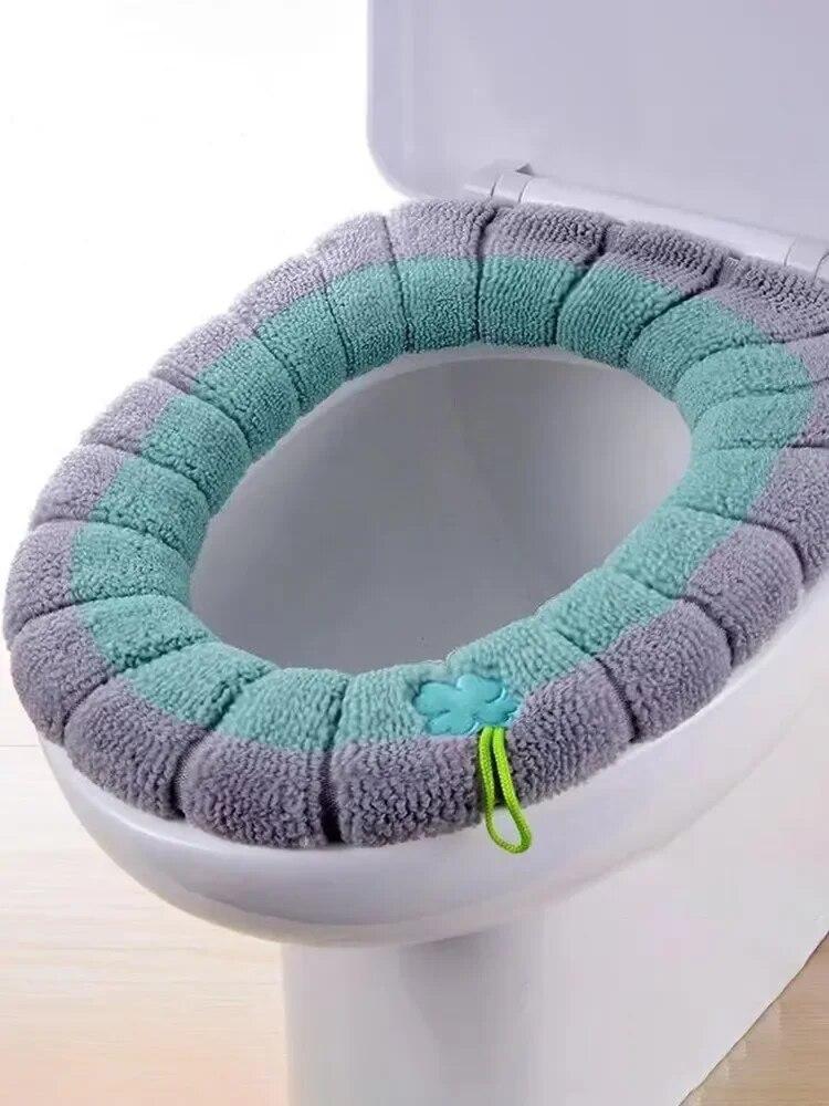 Winter padded colorful portable toilet seat cover. Thick and washable anti-freezing toilet cover, suitable for bathrooms.