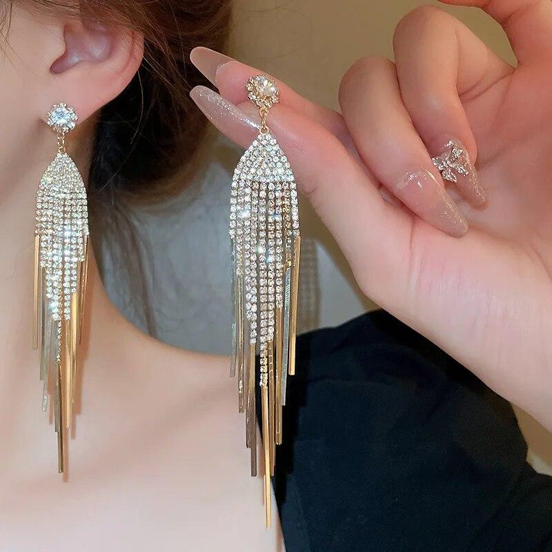 Inlaid Rhinestone Flowers Long Tassel Women Earrings Temperament Silver Needle Exaggerated Zircon Drop Earrings Sparkle Jewelry