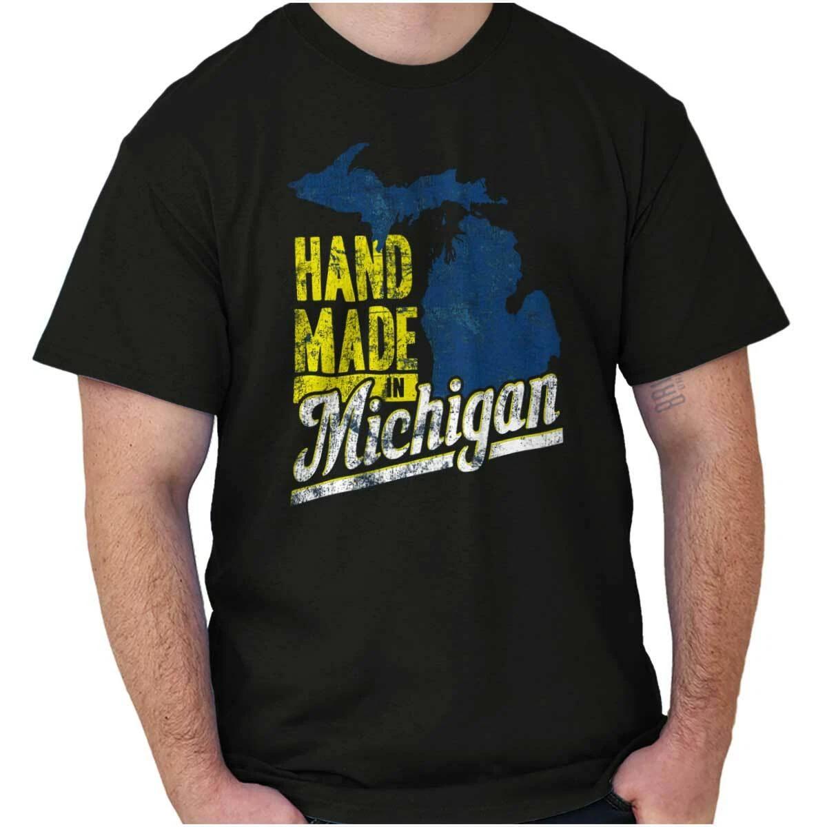 Hand Made In Michigan MI State Map Souvenir Womens or Mens Crewneck T Shirt Tee L