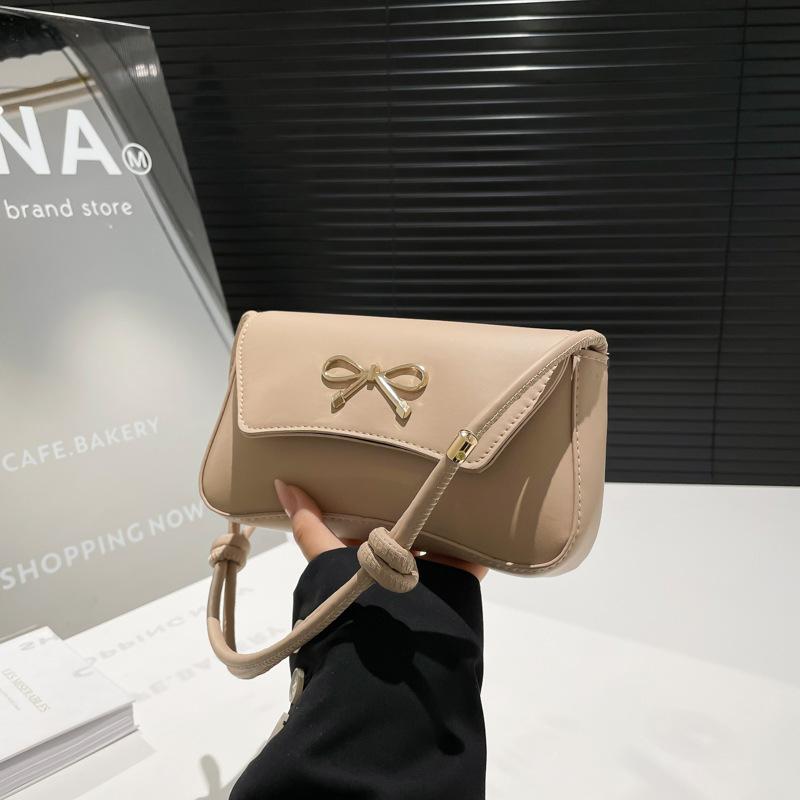 

Новый однотонный красивый модный корейская версия бант иностранный стиль текстура 2025 весна одно плечо повседневный подмышечный багет хаки