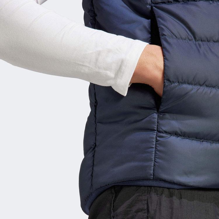 Adidas Základní 3-pruhová lehká péřová vesta s kontrastním stojáčkem a zipem Pánská vesta Námořnická modř IK3210