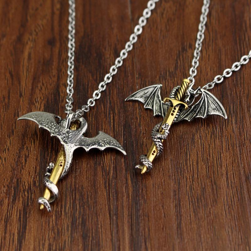 Pterosaur wrapped sword, necklace, punk rock style, Dragon Sword sweater chain, European and American fashion retro, metallic personality