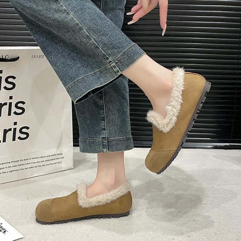 Rubber soft-soled mother shoes women's winter retro fluffy shoes piled comfortable one-pedal lazy shoes