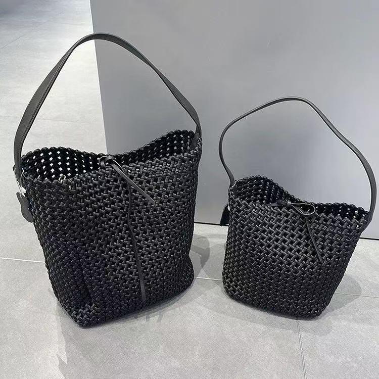New Large Capacity Hand-Woven Pinwheel Knot Tote Bag with Niche Cutout Design for Mother and Child.