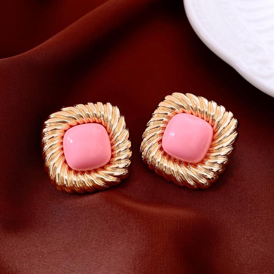 Квадратные серьги-пусеты с серебряной иглой, витые, мятые, средневековые, винтажные, простые, темпераментные, универсальные