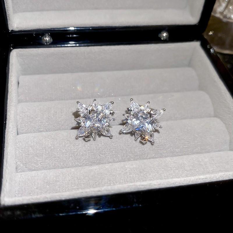 Cold wind super flash zircon snowflake fireworks stud earrings temperament versatile earrings earrings