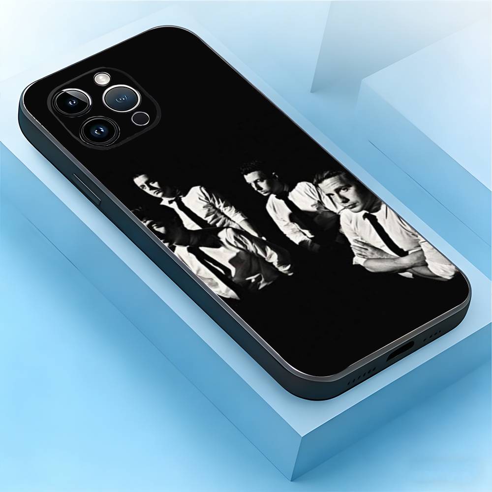 Arctic Monkeys  Phone Case For iPhone 17,16,15,14,13,12,11,Pro,Max,Plus,Mini,Air,SE Anti Fall Black Matte Soft Bumper