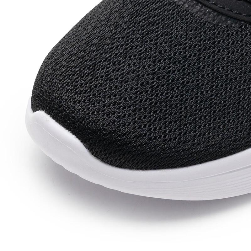 Skechers Women's Lightweight Breathable Casual Shoes