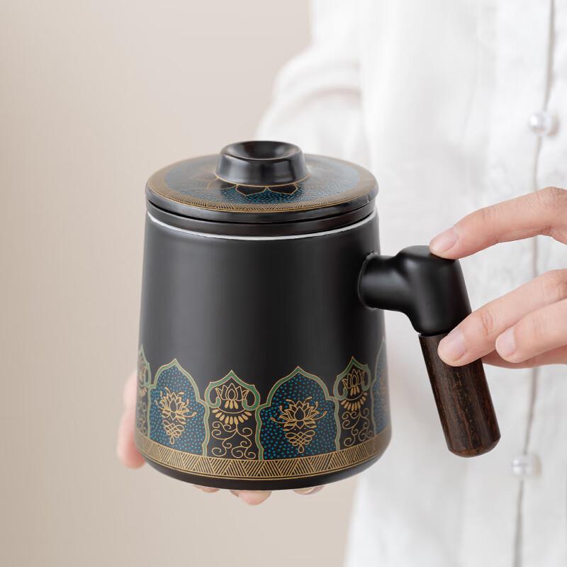 Zhai Qingsong Ceramic Tea Separation Office Mug with Infuser