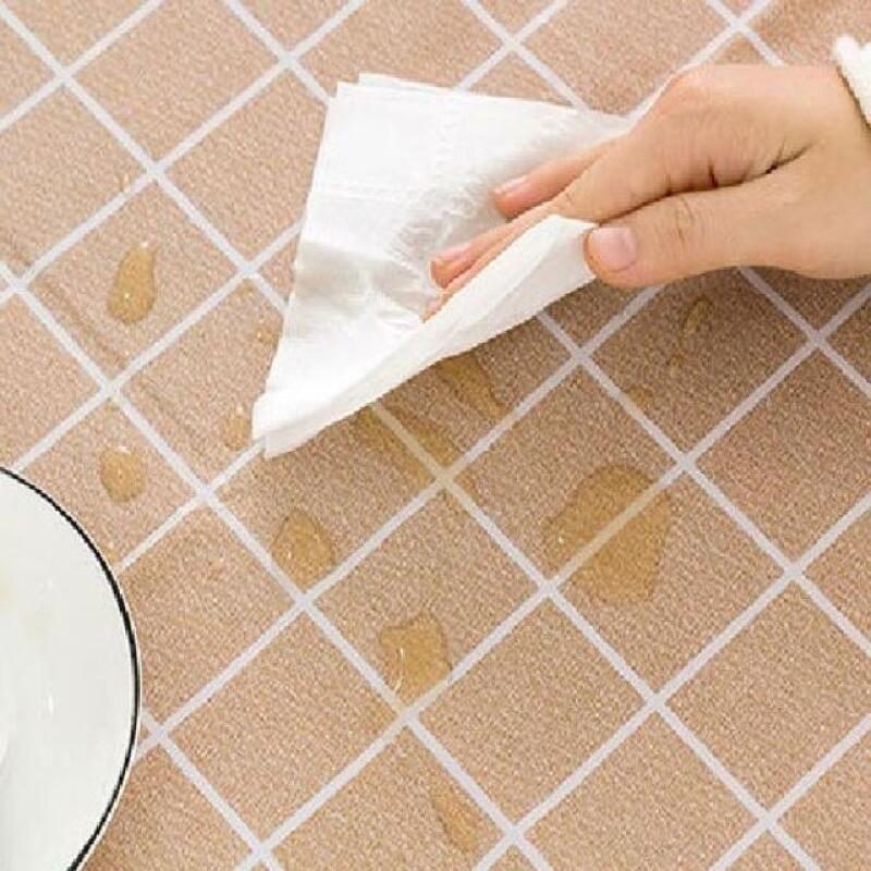 

1 checked orange waterproof tablecloth