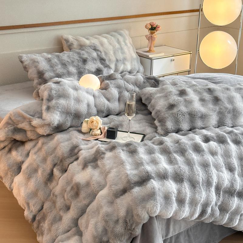 

Плюшевый комплект из четырех предметов для кровати, Плюшевая утолщенная двусторонняя молочная плюшевая тепловая простыня, Пододеяльник, Наволочка Набор из трех предметов 2.0m bed