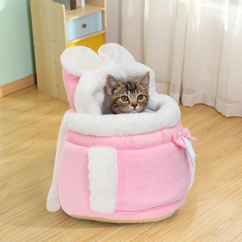 Winter Warm Pet Carrier Backpack - Fleece-Lined Travel Bag for Cats & Small Dogs, Safety Harness & Storage Pocket, Christmas