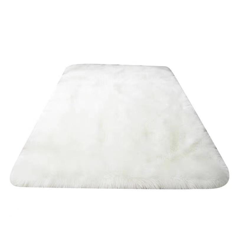 Heart-Shaped Wool Long Pile Carpet: Color Block Round Mat for Home