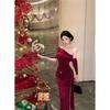 Elegantes One-Shoulder-Kleid mit Bindeband und plissiertem, taillenbetontem Design