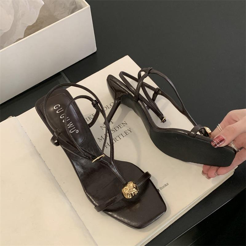 Metal Buckle One-word with Square Head Thin Heel Open-toed Women's Shoes 2025 Summer New Thin Strap Celebrity Sandals with Skirt Shoes