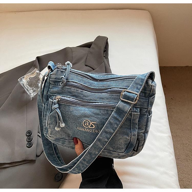 Crossbody Bag Women's Large-capacity Denim Retro Niche Pocket 2025 Autumn New Casual Shoulder Bag