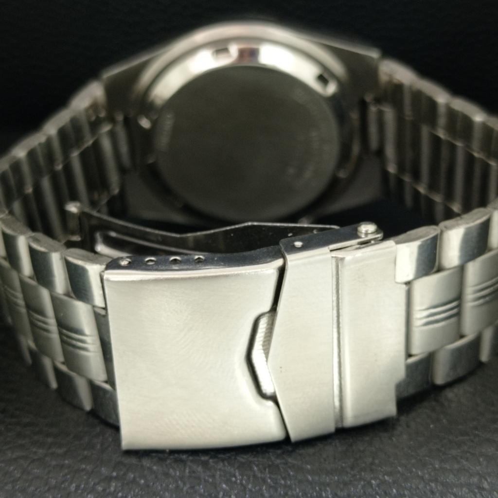 GENUINE VINTAGE SEIKO 5 AUTOMATIC 7009A JAPAN MENS BLUE DIAL WATCH a708791-1