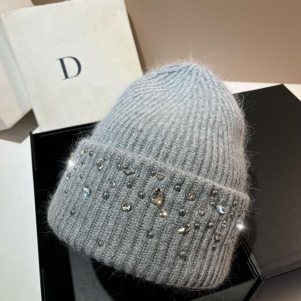 Real Rabbit Fur Diamonds Luxury Hats For Women Winter Warm Knitted Hat Ear Pretection Outdoor Skullies Beanies Skiing Cap