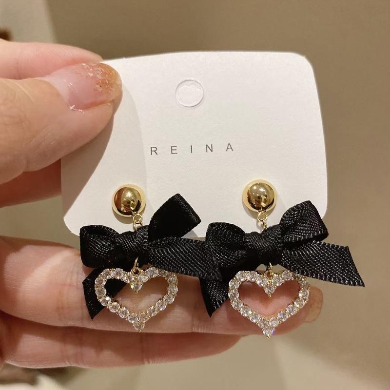 New South Korea Dongdaemun Bow Love Earrings New High-end Earrings Design Earrings Women