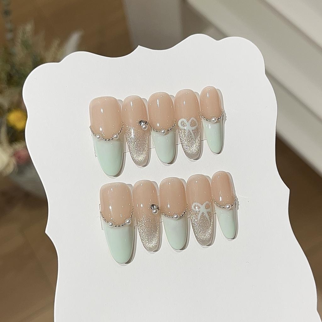 Juice Girl Refreshing Sparkling Water Mint Green French Hand-painted Butterfly Chain Pearl Wear Armor