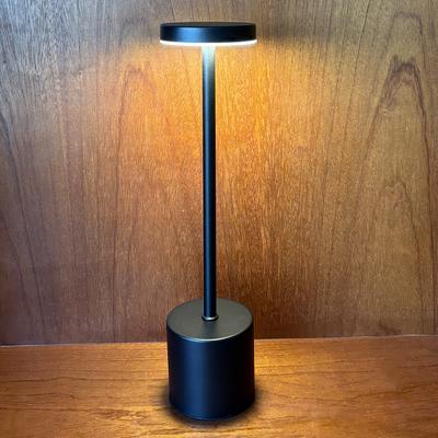 LED žárovky – LED stolní lampy