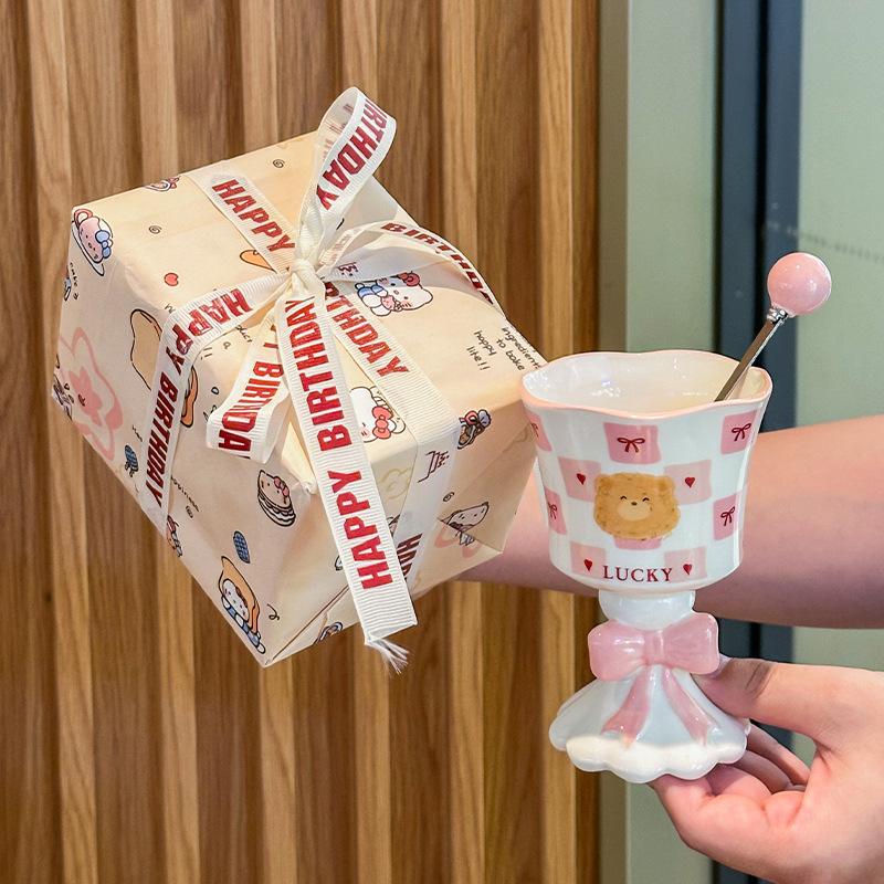 Give Your Best Friend a Birthday Gift, Cute and High-value Bear Cup, Soft and Cute Ceramic Mug, and Female Souvenir Gift Box.