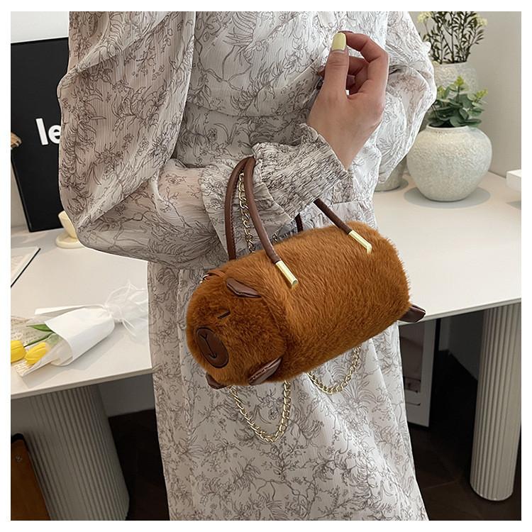 Plush Capybara Bucket Bag For Women With Zipper Closure And Crossbody Style For Daily Use