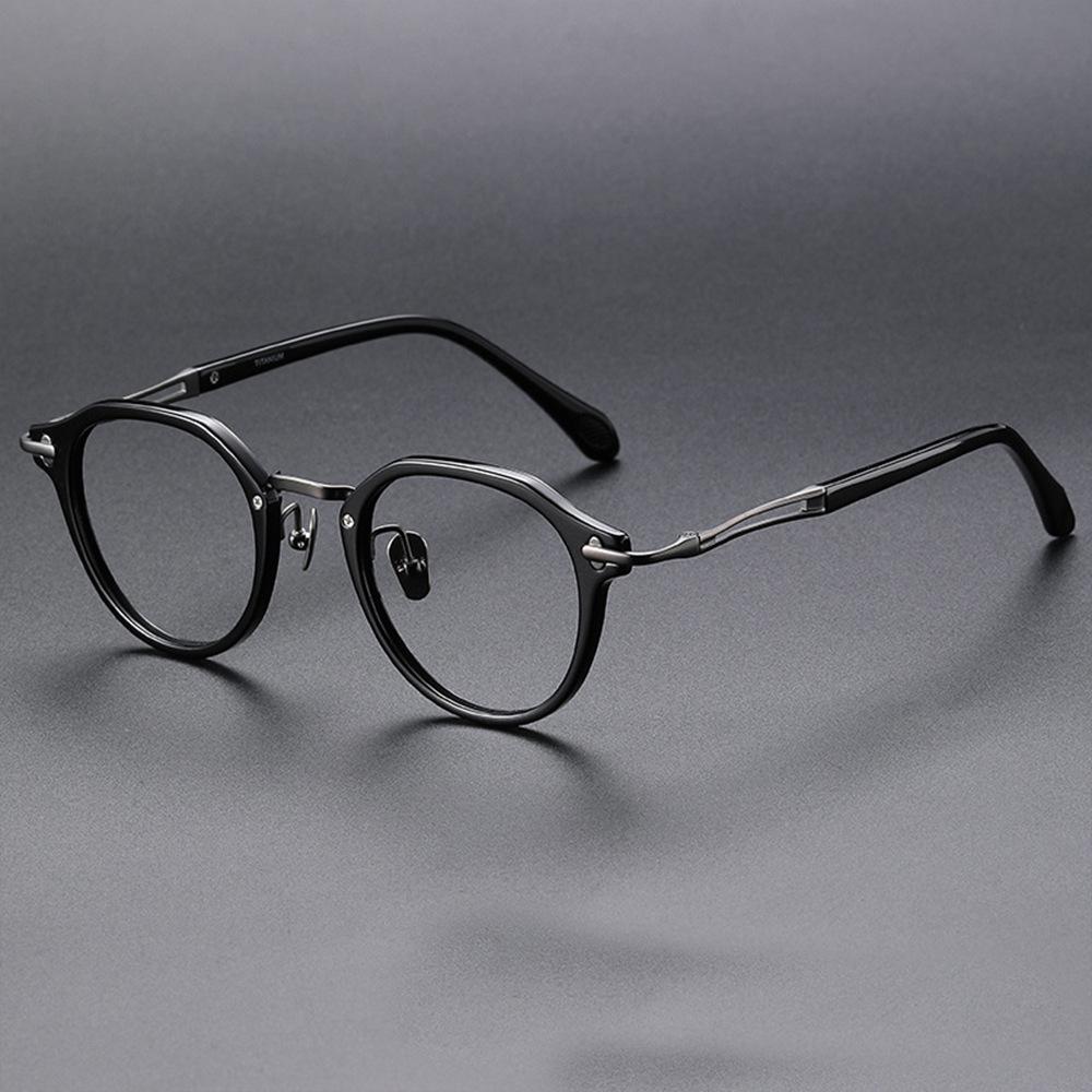 Shenzhen eyewear frames Viod The gray tortoiseshell frames are available with prescription lenses and come in a pure titanium frame, making them