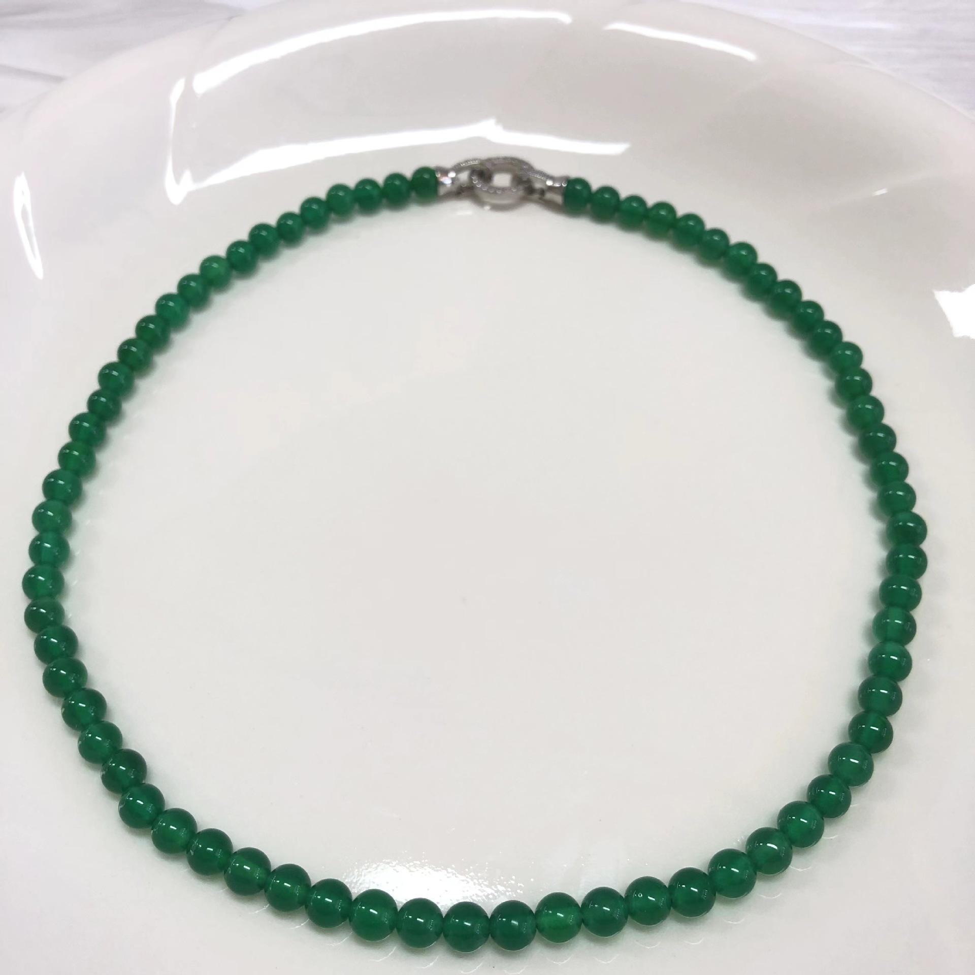 

Элегантное зеленое халцедоновое ожерелье с бусинами и застежкой из циркона — женская универсальная высококачественная ключичная цепочка 8mm/45cm зелёный/естественный