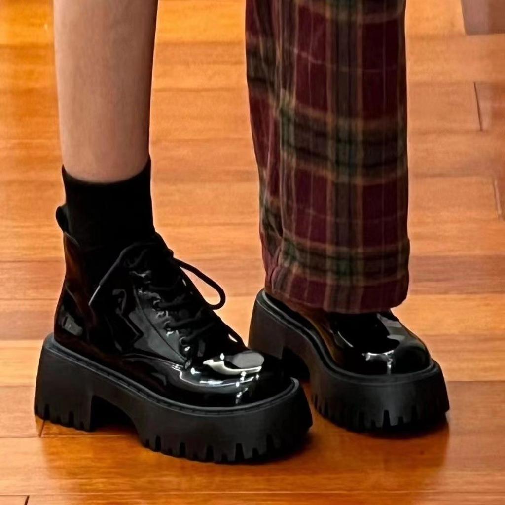 Martin Boots Women's 2025 Autumn New Black Patent Leather Sweet Cool British Thick-soled Heightening Niche Retro Short Boots