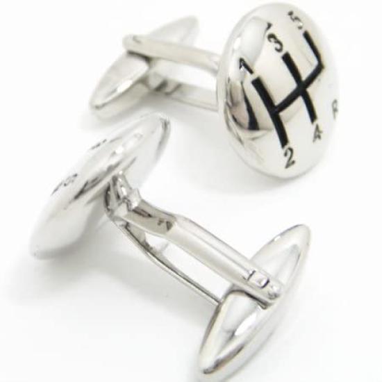 Řaďte rychlosti s manžetovými knoflíčky ve tvaru knoflíků s lehkostí!?Posun