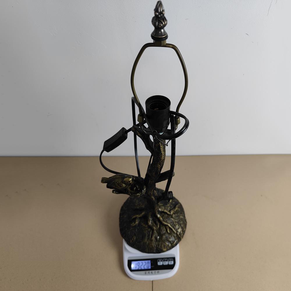 European and American New Products Retro Tiffany Lighting Bedside Interior Decoration Lamp Butterfly Flower Reading Lamp