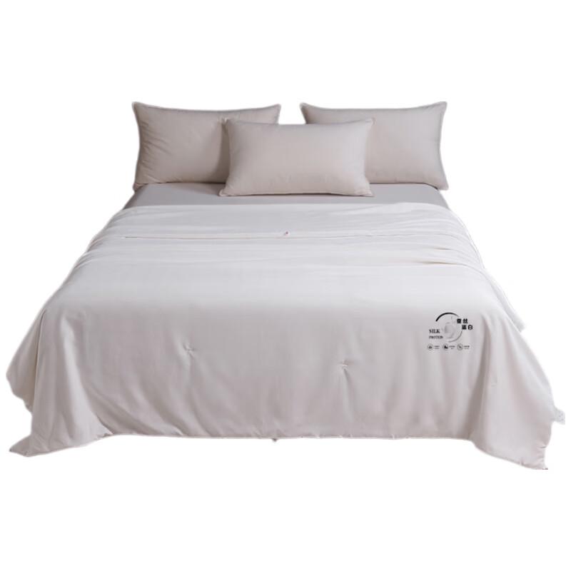 Hodo Mulberry Silk Summer Quilt