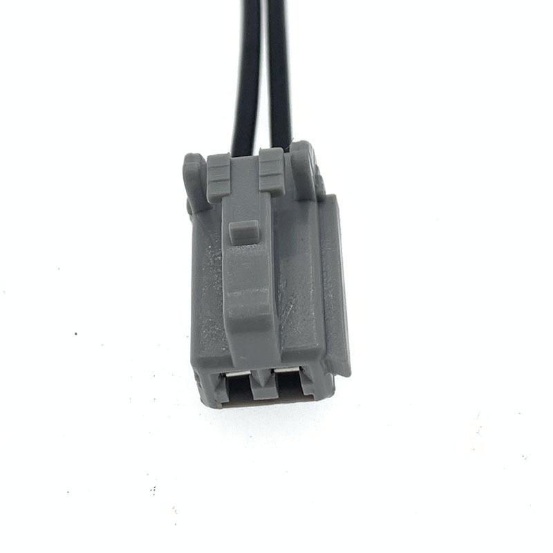 90075-60026 Rear Turn Signal Lamp Holder Plug for Toyota Camry & Lexus Crown.