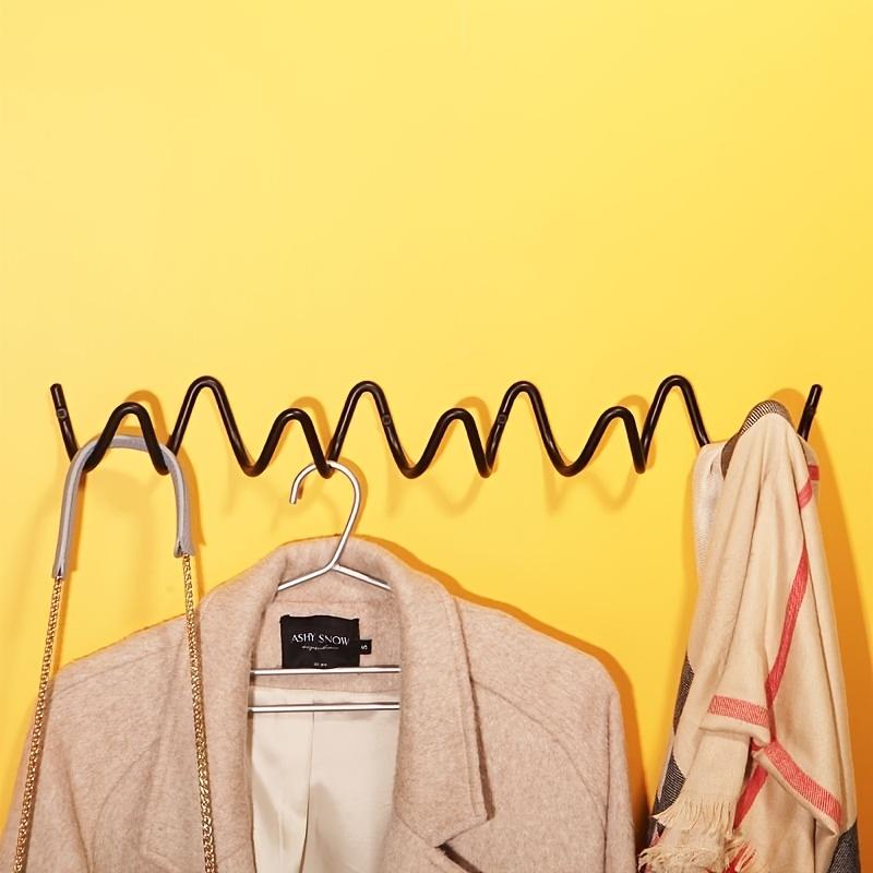 Wandgarderobe im Wellendesign, moderne Wandgarderobe, kreative Kleideraufbewahrung für Zuhause, Hotel und Geschäft