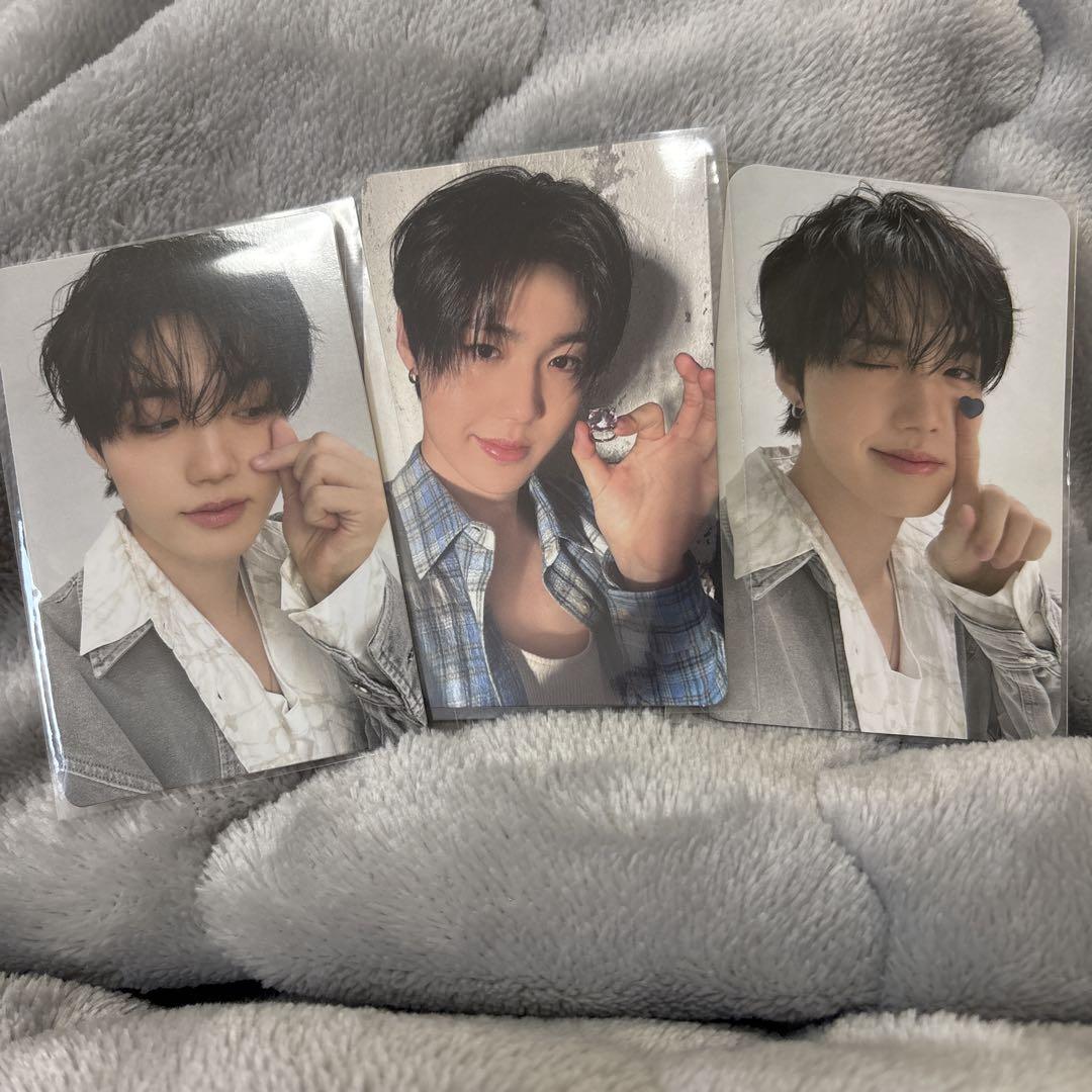

[USED] treasure pleasure doyoung trading cards 3 pieces