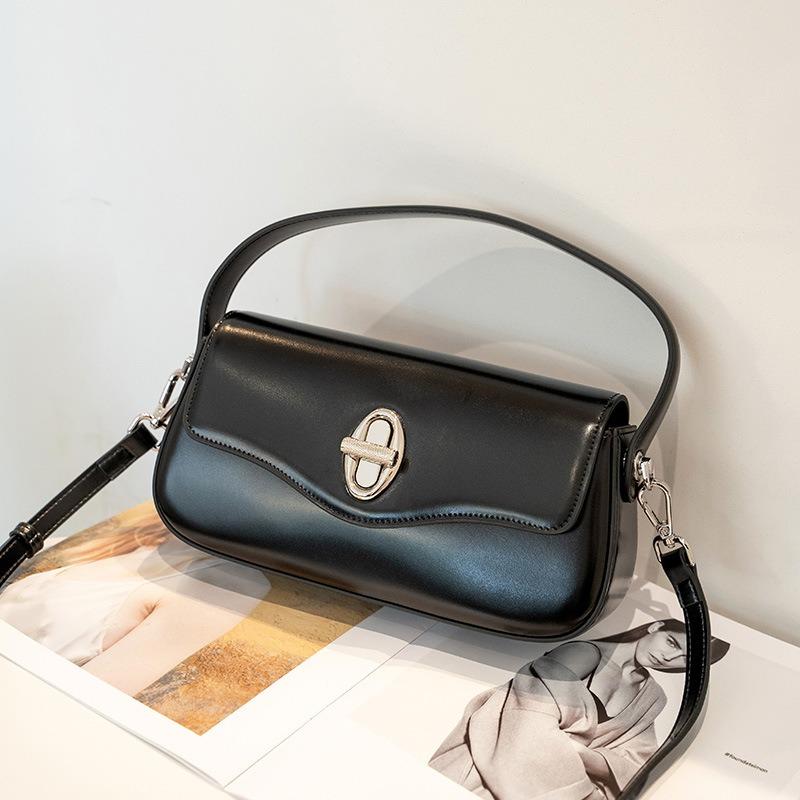 Niche Design Bag, New Crescent Moon Baguette Bag, Genuine Leather Women's Bag, Fashionable Shoulder Messenger Bag, Fashionable.