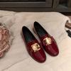 2025 Frühling neue rote flachsohlige Einzel-Schuhe Metallschnalle Slipper weichsohlige kleine Lederschuhe Damen