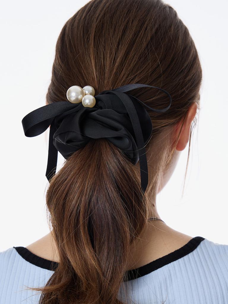 L'Ombrillant Pearl Ribbon Black Scrunchie