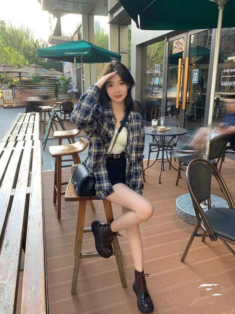 Women's Korean Style Plaid Long Sleeve Cardigan: Retro Loose Fit for Spring & Autumn