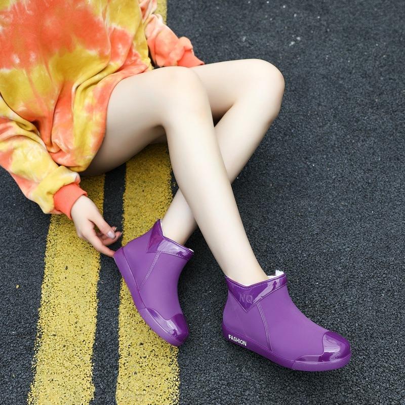 Rain Shoes Women's Short Work Rain Boots Fashion Outer Wear Rubber Shoes Summer Velvet Warm Waterproof Non-slip Women's Water Shoes Winter
