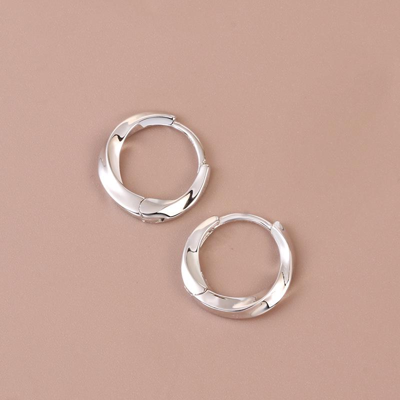 New 2024 S925 Sterling Silver Unisex Mobius Ear Cuff Hoop for Men and Women 925 Silver