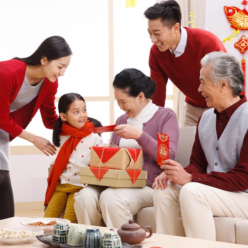 Nestle Crispy Shark Chocolate Wafers Snack Pack