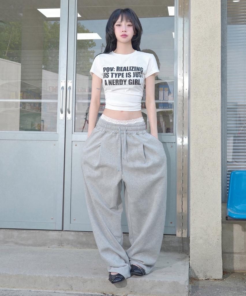 Kimseupeulesikoteunmakes [Kim Shabu Kal X Kim] Voix Single Pleat Ballon Pants Grey