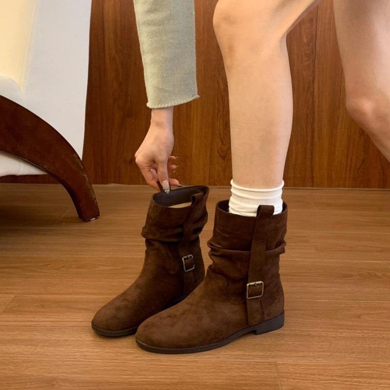 

Ретро нишевые красные мартинсы средней высоты женские ботинки 2025 новые осенние одинарные ботинки западная мода на платформе короткие ботинки 40 темно-коричневого