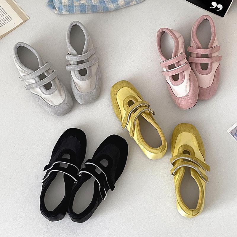 Fashion Trend Retro Silver Light Mouth Flat Sole Shoes Women's Summer 2025 New Versatile Inner Height Increase Mary Jane Shoes