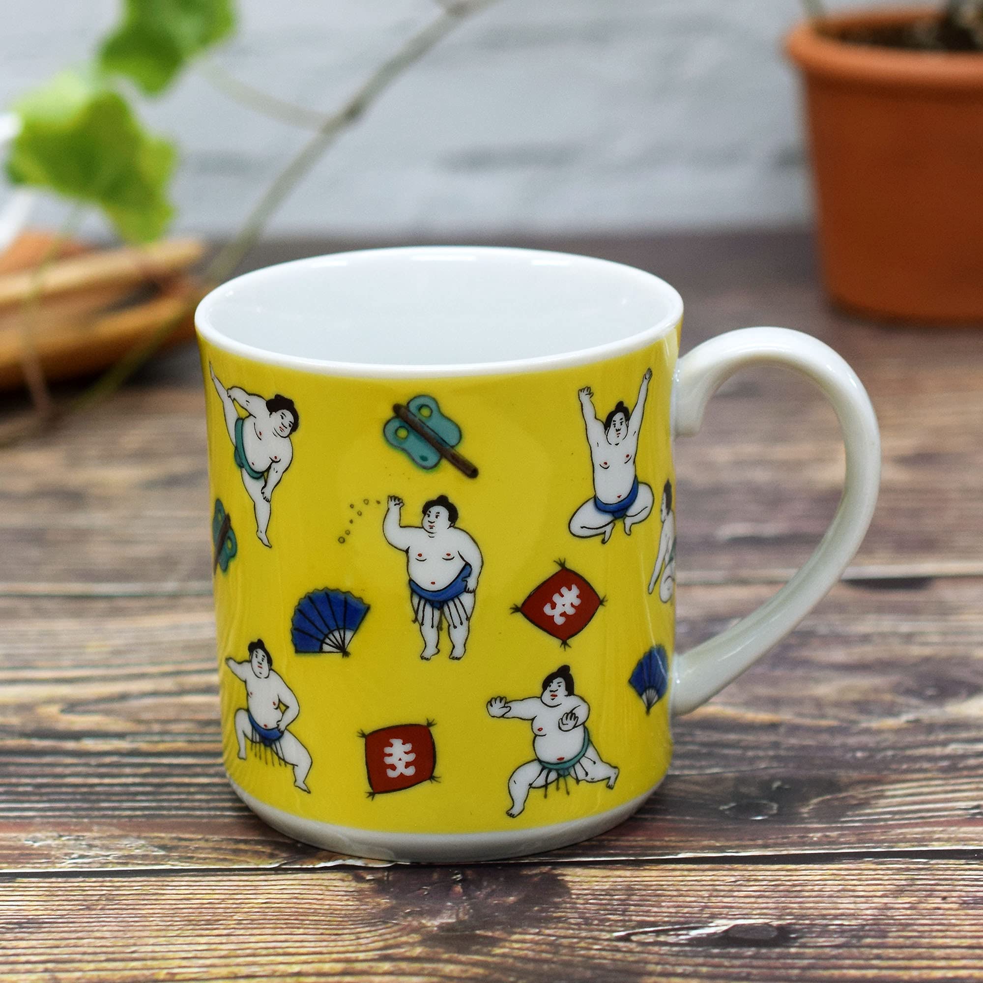 

Waza no Kura Kutani Ware Mug with Sumo Wrestler Design, High-Quality Pottery, Made in Japan, Perfect as a 60th Birthday Gift